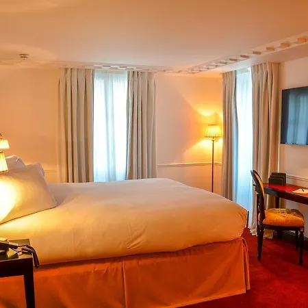 Otel Des Archives