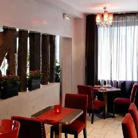 Des Archives 3* Paris