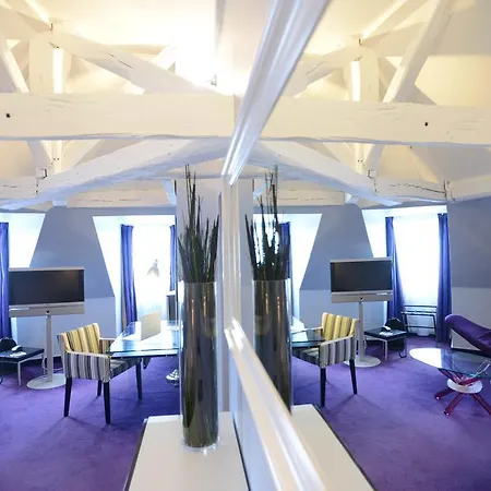 Hotel Des Archives 3*