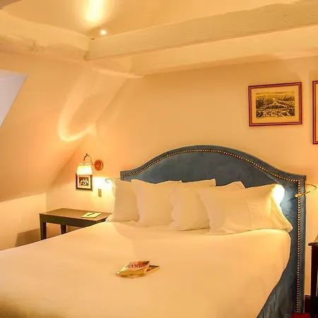 Hotell Des Archives 3*